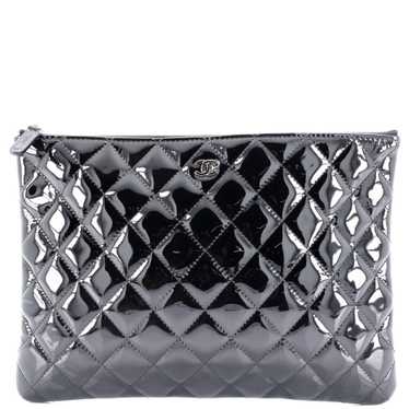 CHANEL O Case Clutch Quilted Patent Medium