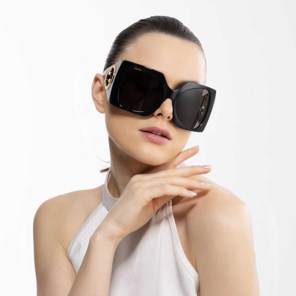 Gucci Oversized sunglasses - image 2