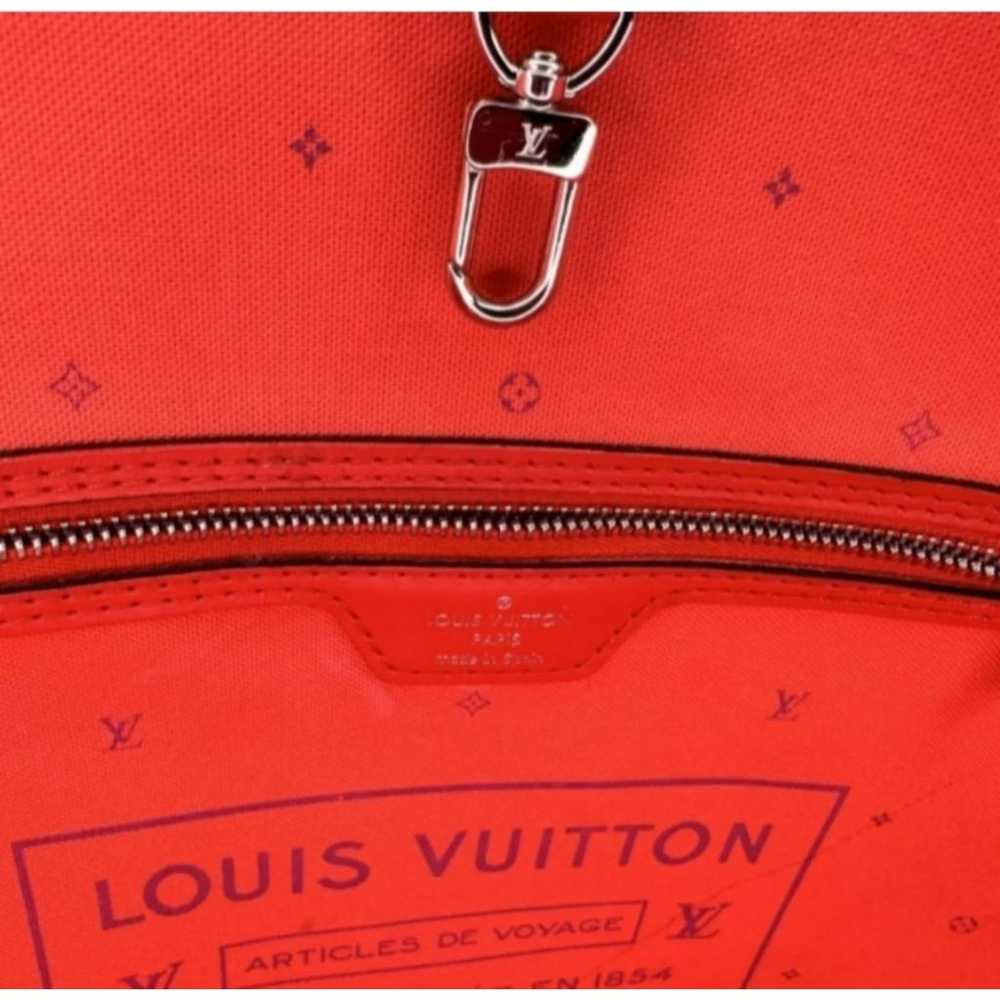 Louis Vuitton Neverfull leather tote - image 8