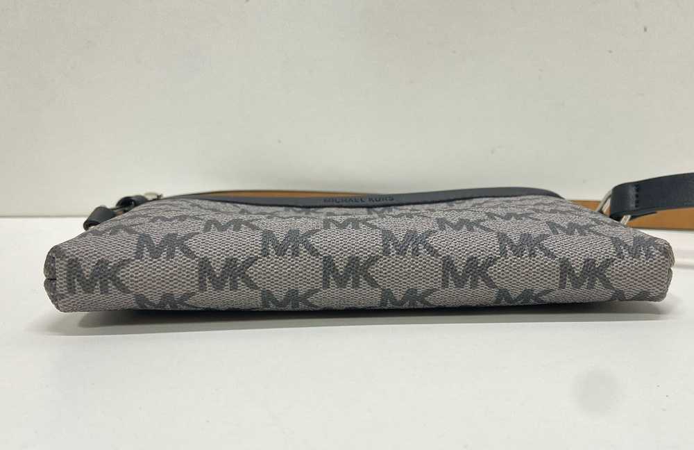 Michael Kors Monogramed Belt Bag/Fanny Pack Grey,… - image 4