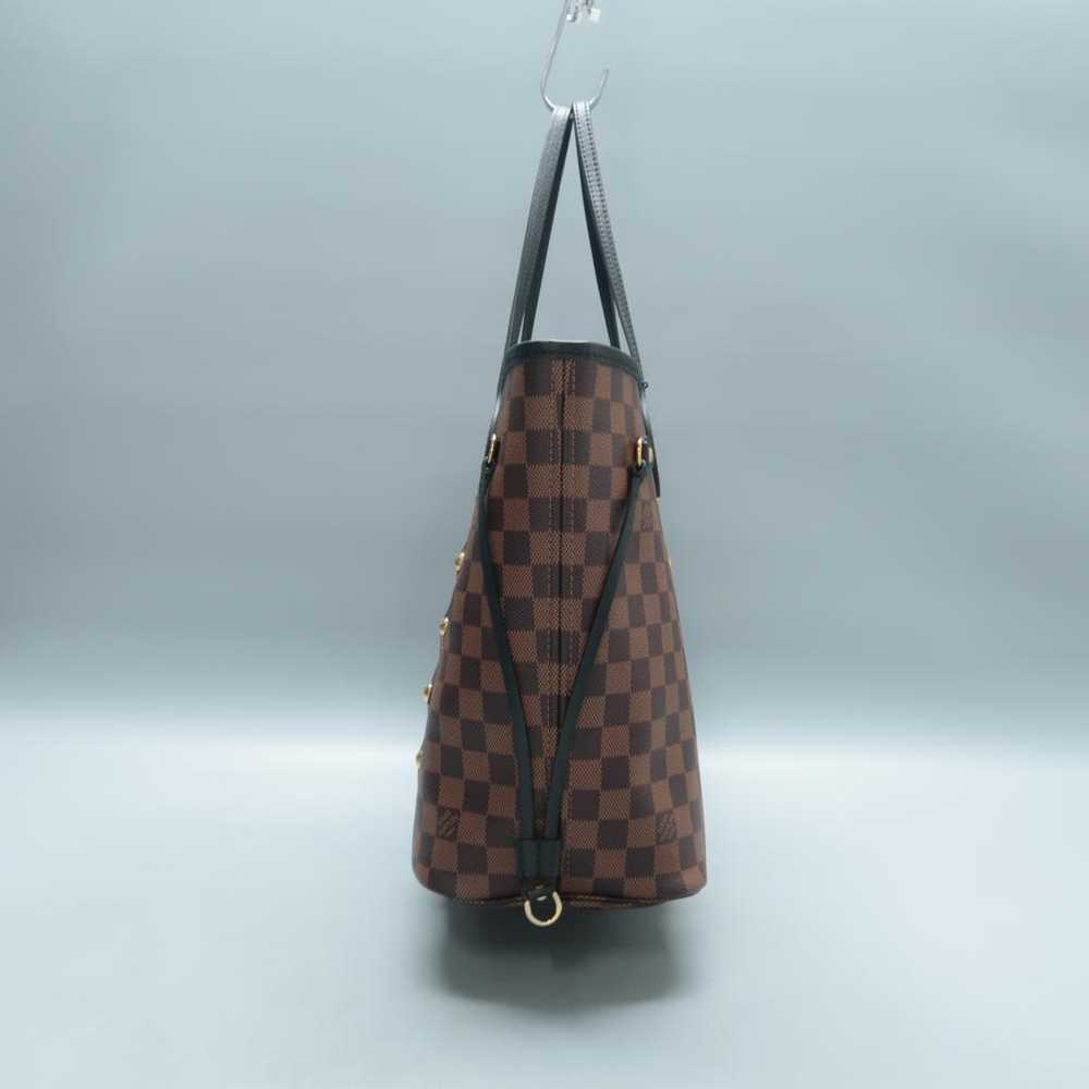 Louis Vuitton Neverfull leather handbag - image 2