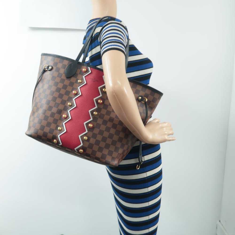 Louis Vuitton Neverfull leather handbag - image 5