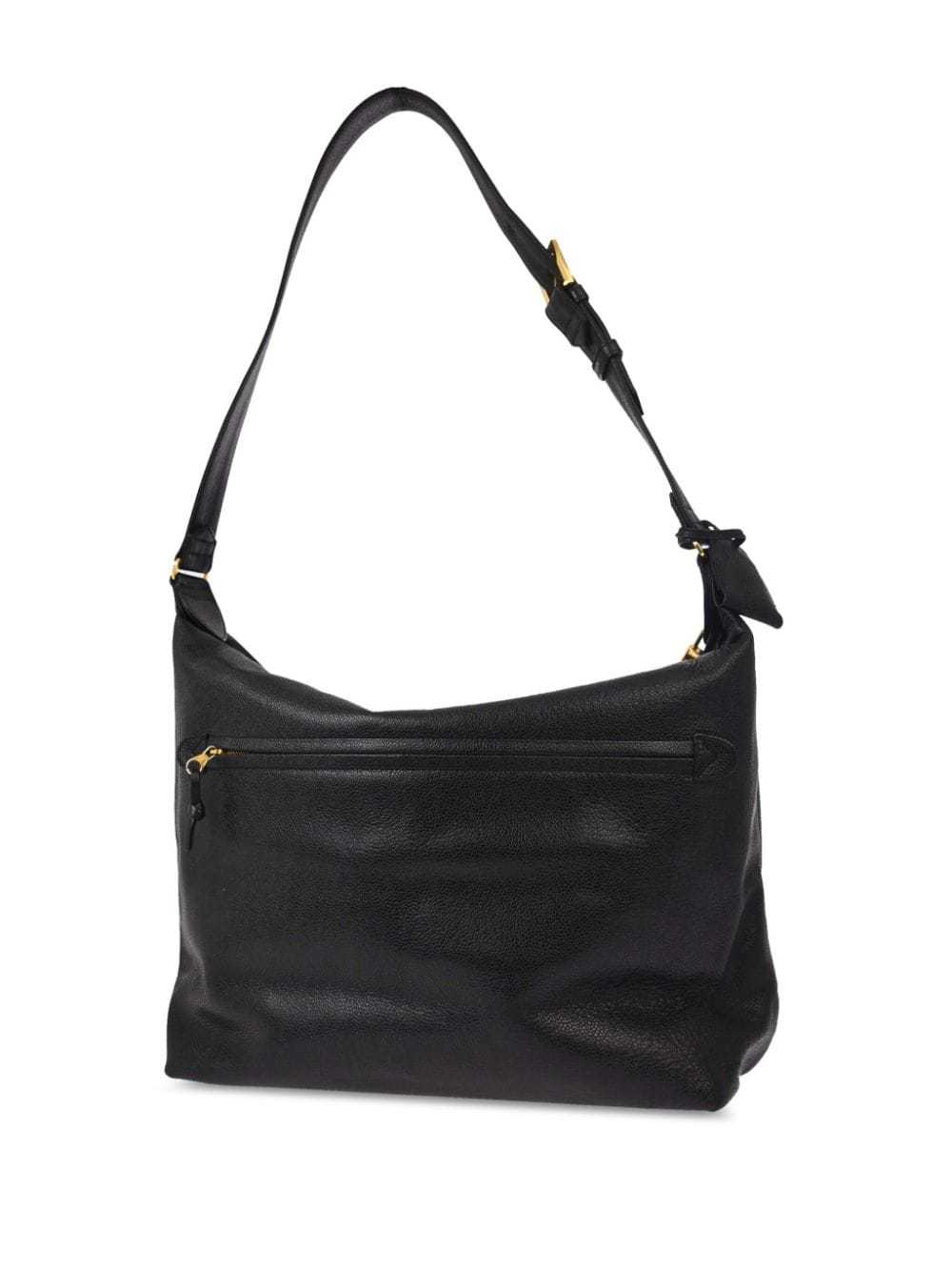 CHANEL Pre-Owned 1995 leather shoulder bag - Black - image 2