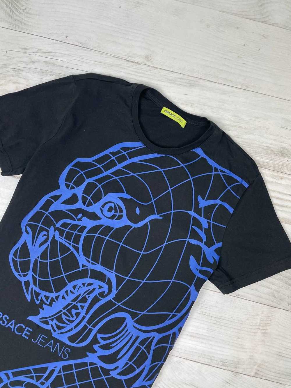 Luxury × Versace Versace Jeans Lion Graphic T-Shi… - image 2