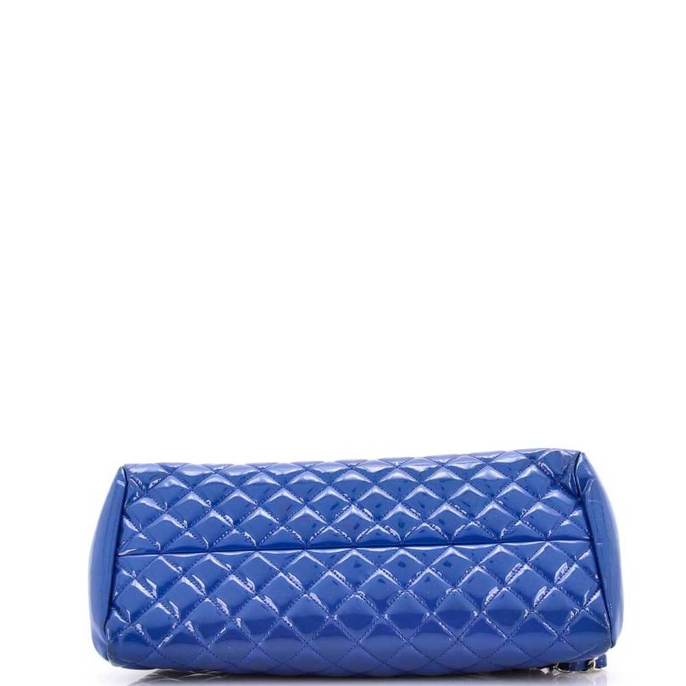 Chanel Patent leather handbag - image 4