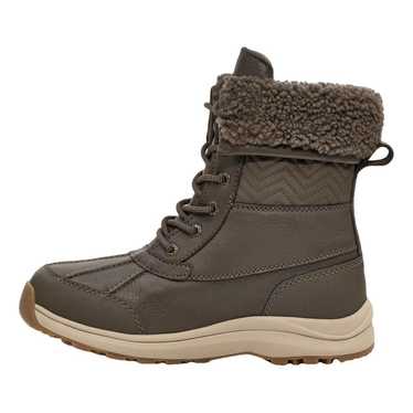 Ugg Leather snow boots