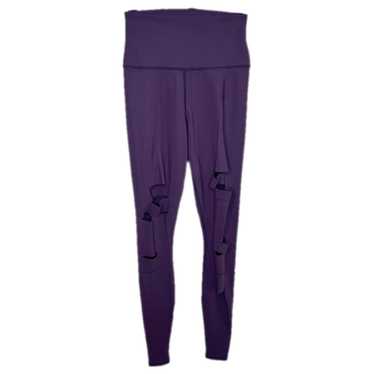 Alo Leggings - image 1