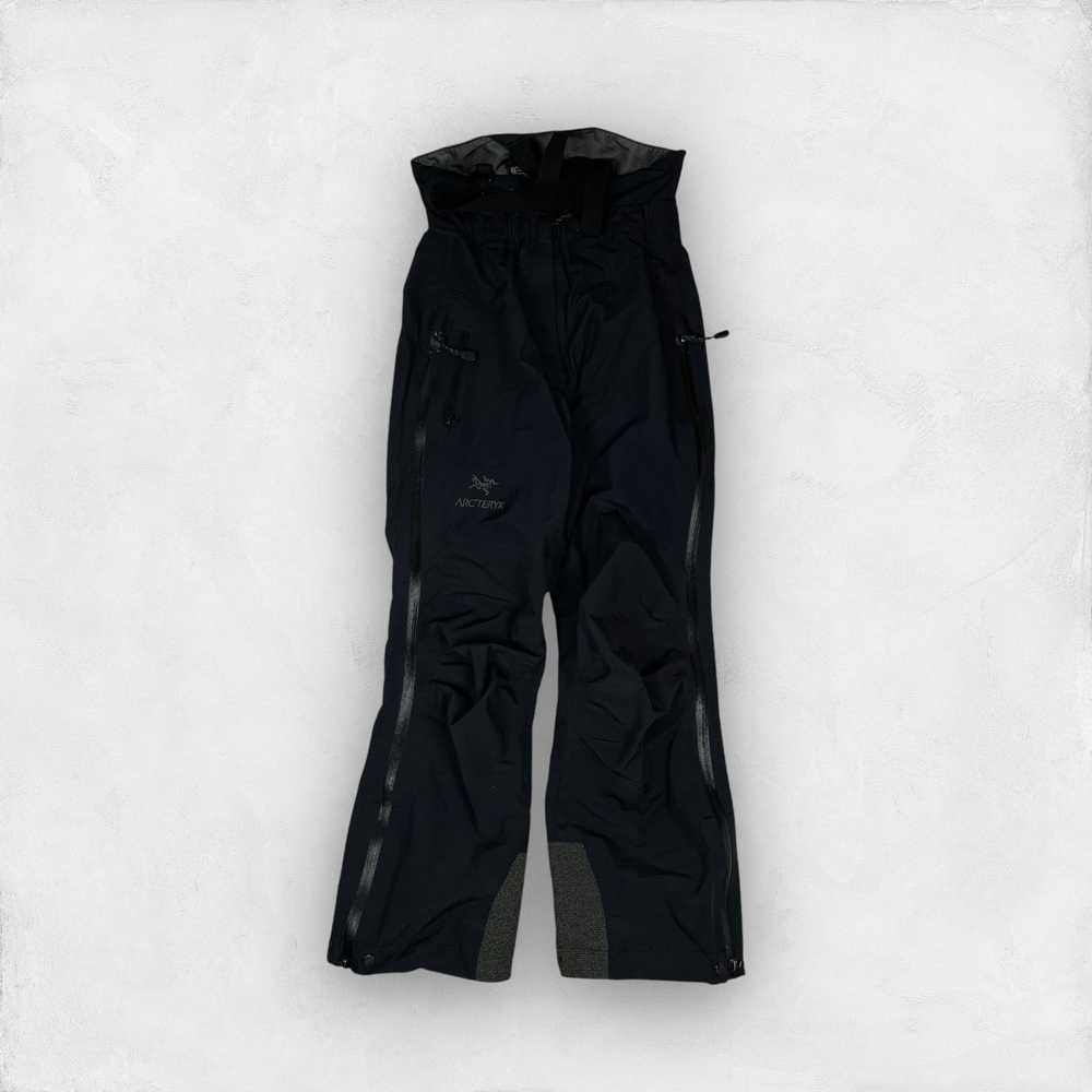 Arc'Teryx × Streetwear Arc'teryx Gore-Tex XCR Wom… - image 1