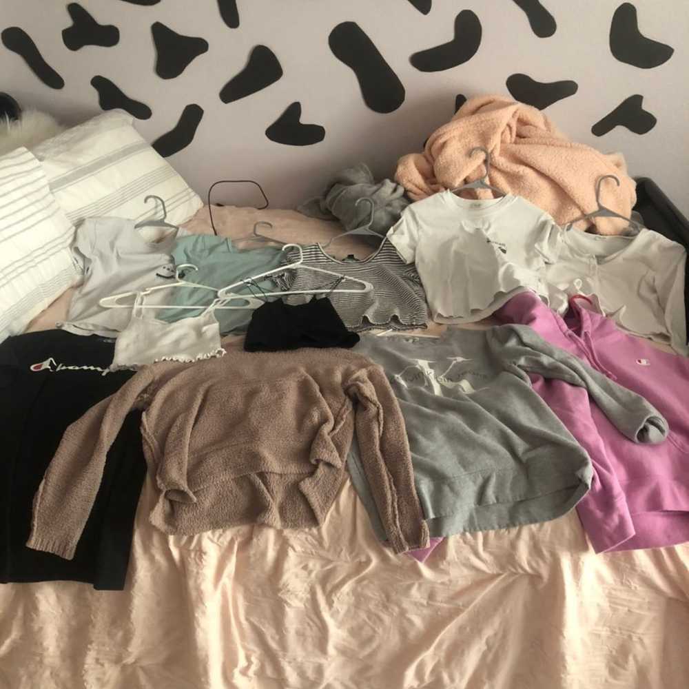 clothes bundle - image 1