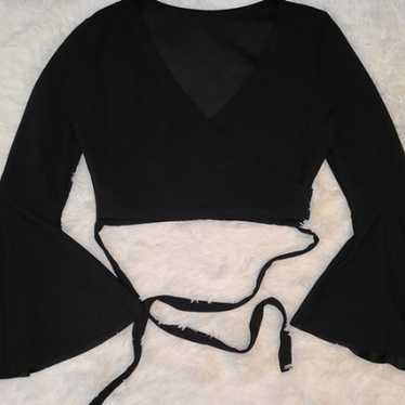 Black crop top with flowy sleeves