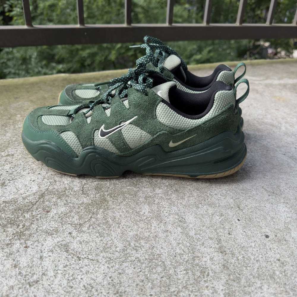 Nike × Streetwear NIKE TECH HERRA OIL GREEN SNEAK… - image 2