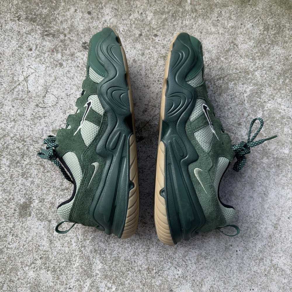 Nike × Streetwear NIKE TECH HERRA OIL GREEN SNEAK… - image 9