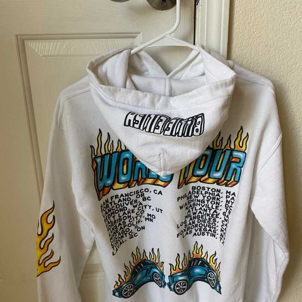 Billie Eilish Small Merch Collection INTEREST CHE… - image 3