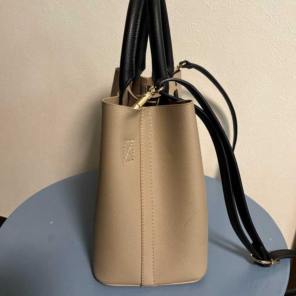 Bag, beige, like new, shoulder bag. - image 4