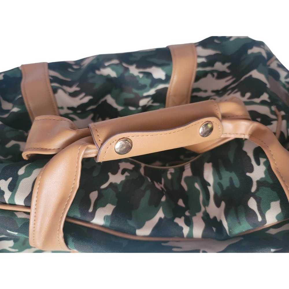 Ellen Tracy rolling duffel bag camouflage green a… - image 3