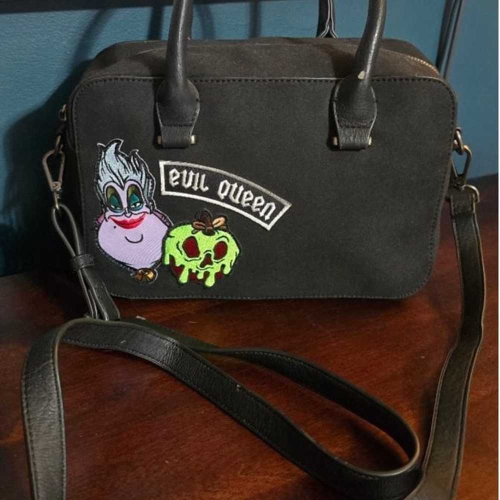 Loungefly ❤️ Logo Disney Villains Crossbody - image 1