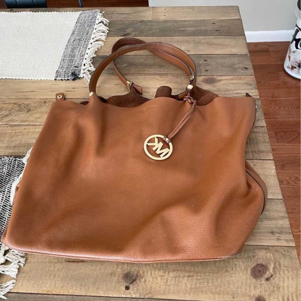 michael kors leather large purse - image 2