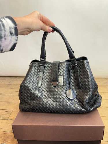 Bottega Veneta Intrecciato Leather Medium Roma Tot