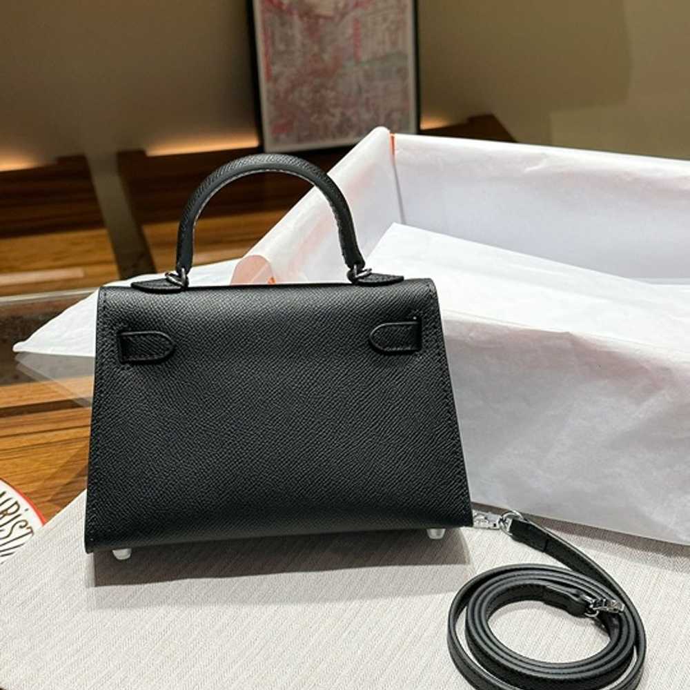 Black silver buckle handbag - image 4