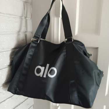 Alo Yoga fitness large pocket bag - image 1