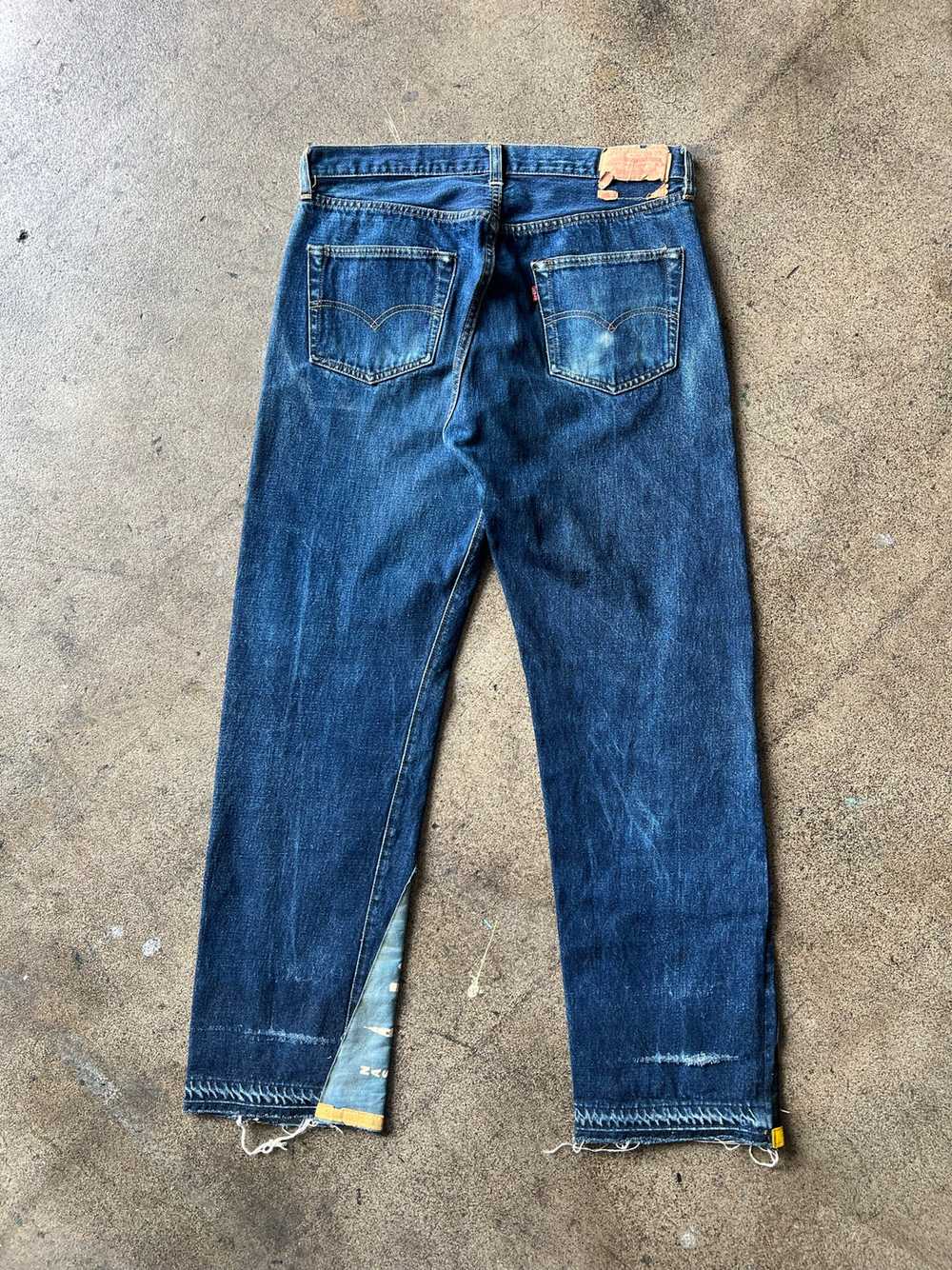 1990s Levi's LVC Big E Pennant Jeans 35"x 32" - image 4