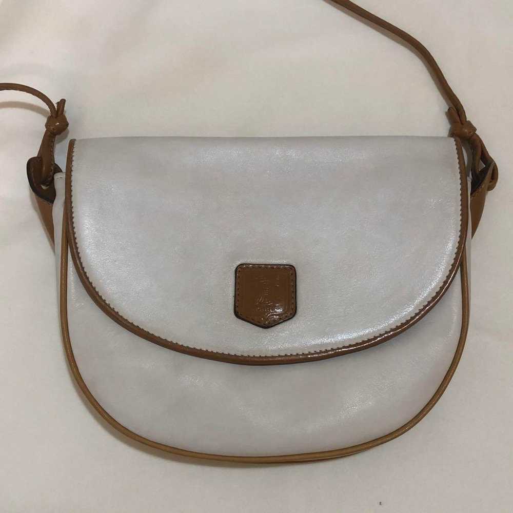 Celine Triomphe Vintage Shoulder Bag Off-White - image 11