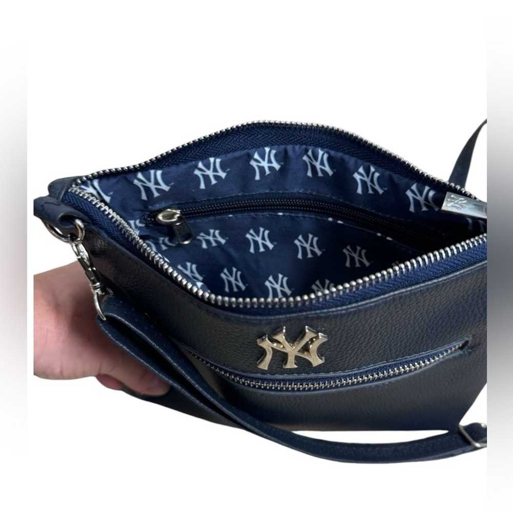 New York Yankees SGA Mother’s Day Women’s Purse H… - image 5