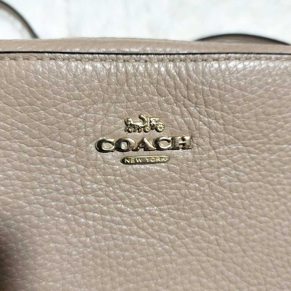 Coach shoulder bag, camera bag, beige leather. - image 10