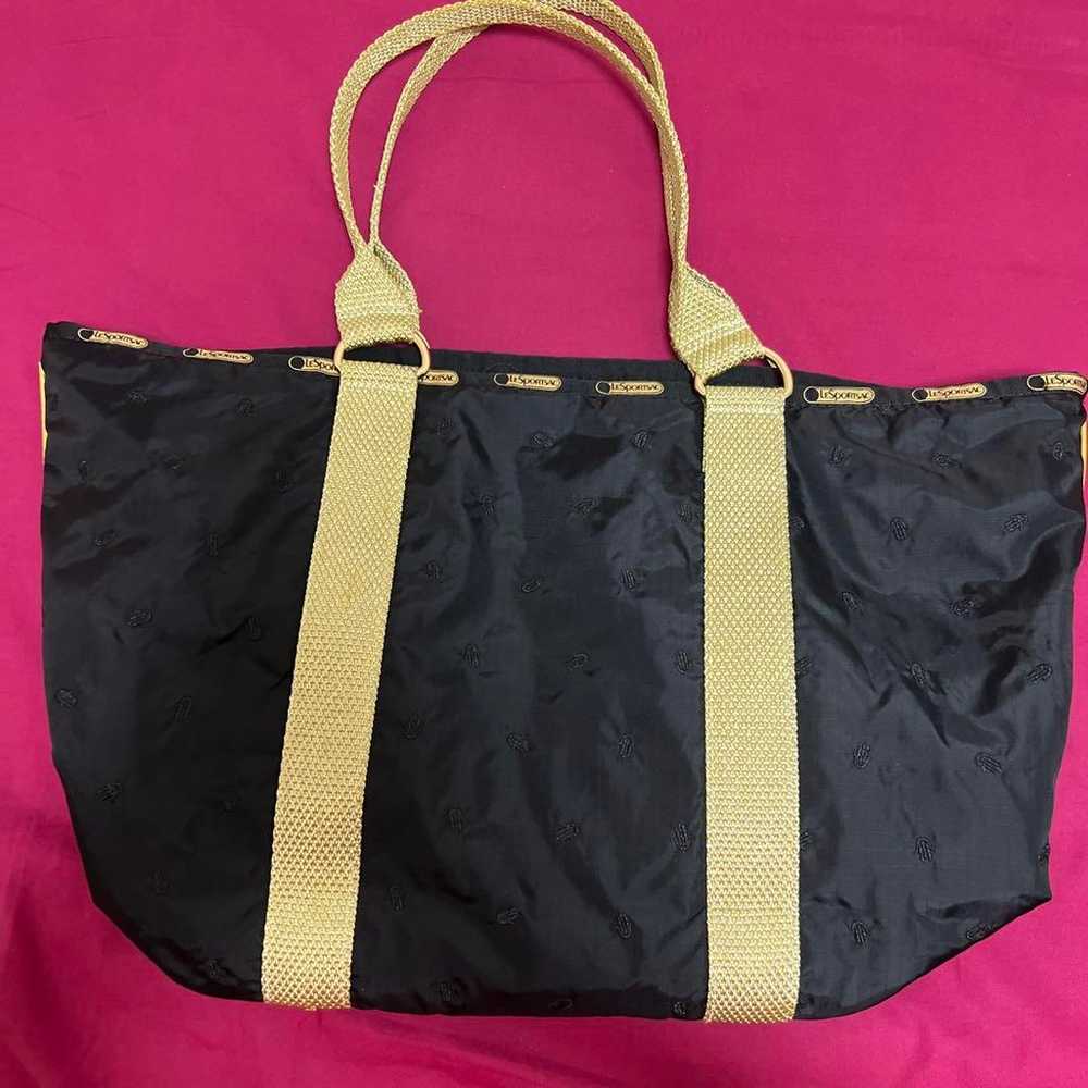 Rare [Lesportsac x Manoush] Frill Embroidery Tote… - image 4