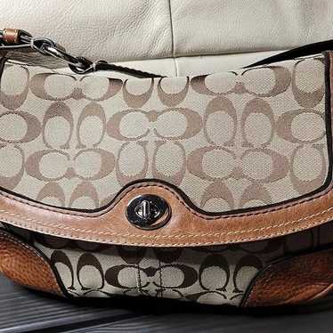 Coach Chelsea Cream store Hobo Shoulder Bag