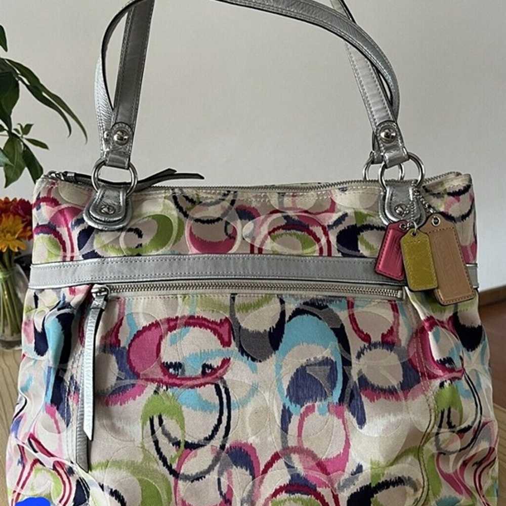 COACH Poppy Ikat 19876 Signature C Glam Tote Shou… - image 3