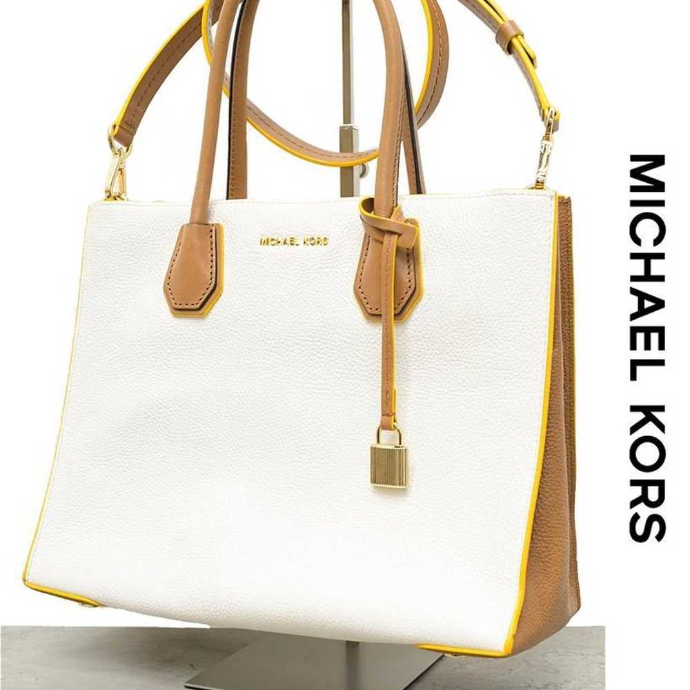 X363 / Excellent condition Michael Kors Large Con… - image 1