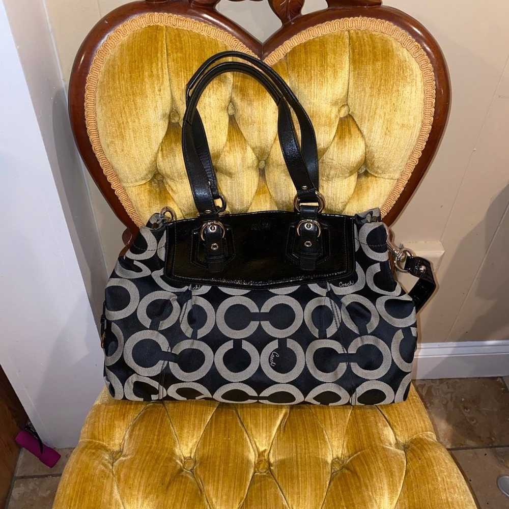 “New” Coach Madison OP Art Handbag 14587 - image 2