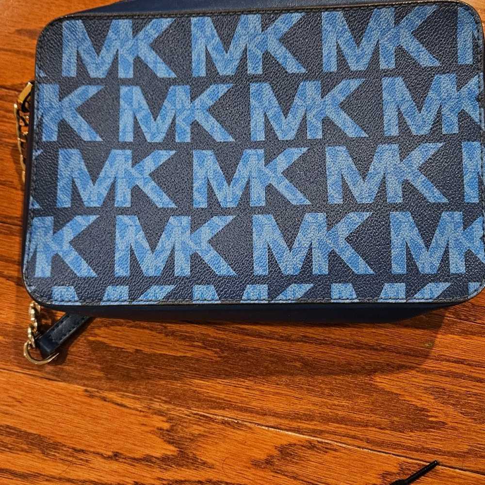 Michael Kors blue crossbody bag - image 5