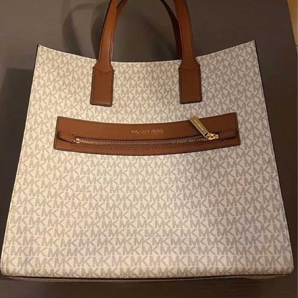 MICHAEL KORS Kenly NS Tote 2-way - image 1