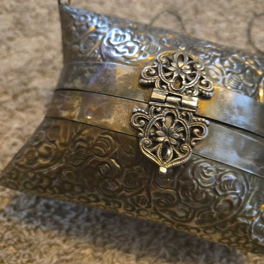 Vintage metal pillow purse - image 2