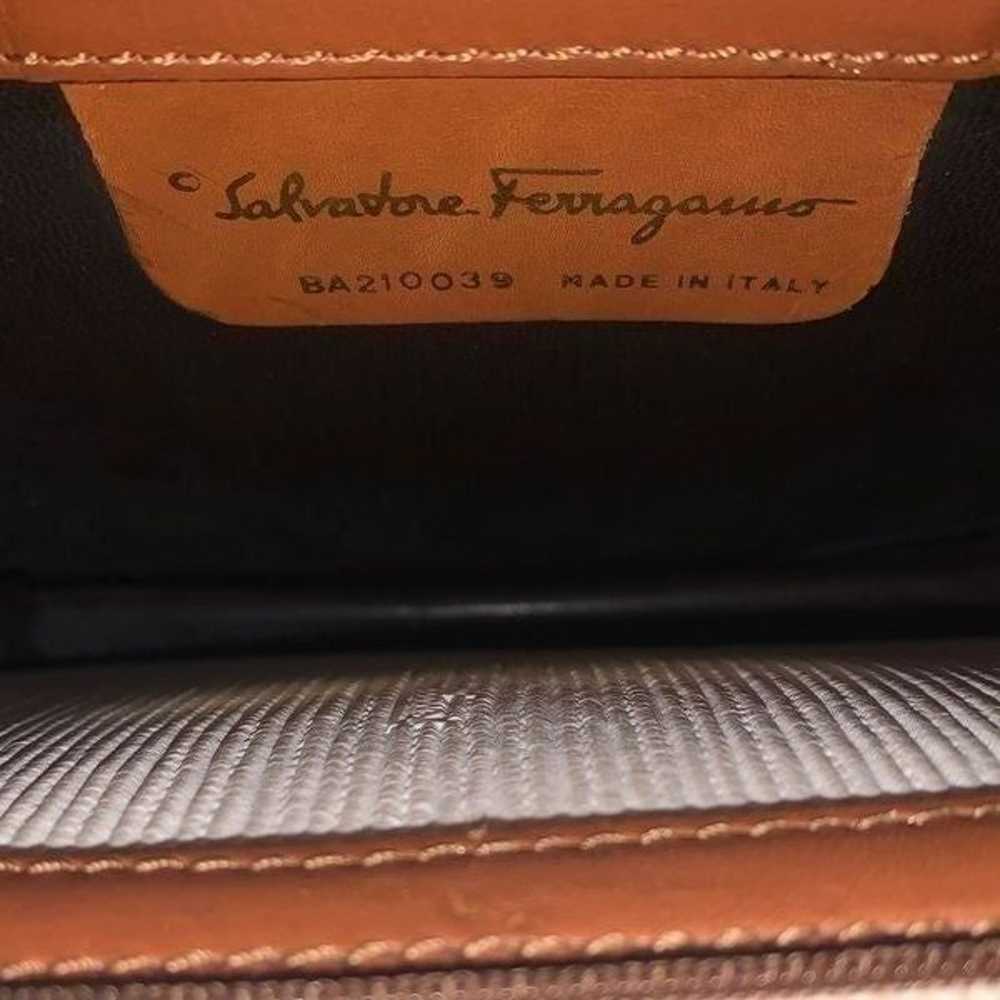 Vintage SALVATORE FERRAGAMO Beige Tan Ribbed Leat… - image 3