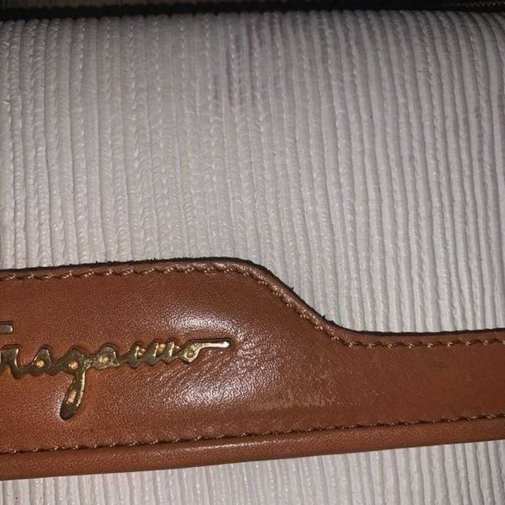 Vintage SALVATORE FERRAGAMO Beige Tan Ribbed Leat… - image 4