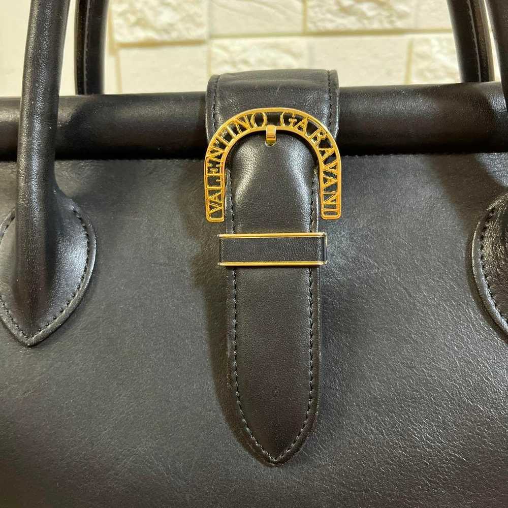 Valentino Garavani Black Leather Handbag - image 3