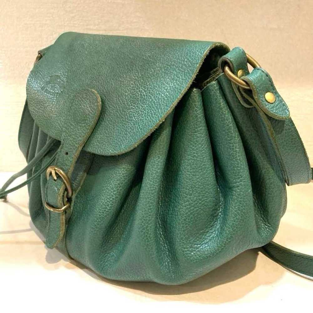 【Like New】IL BISONTE Leather Shoulder Bag Green - image 2