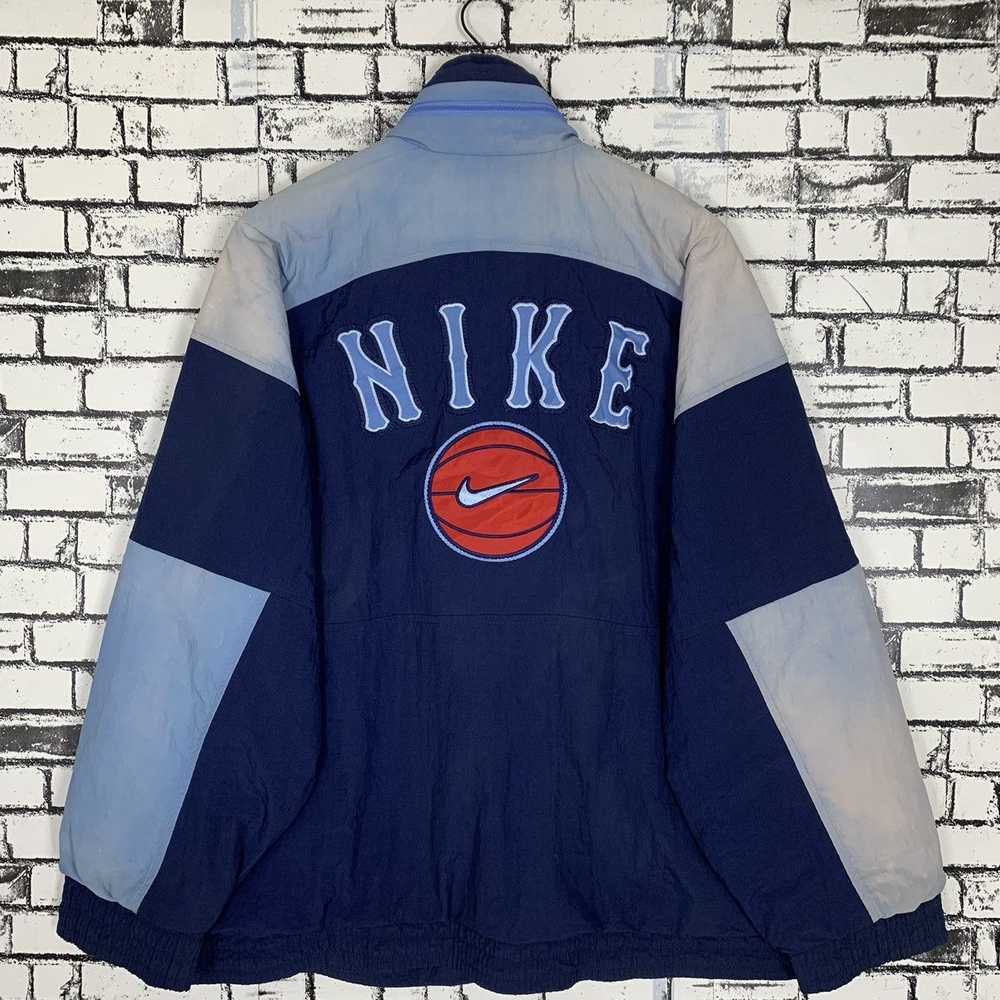 Vintage Sportwear Nike Windbreaker Jacket - image 9