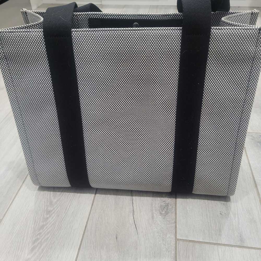 Lululemon 10L two tone tote bag black white - image 2