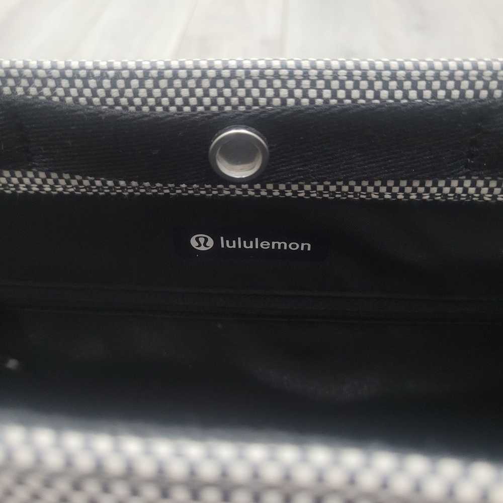 Lululemon 10L two tone tote bag black white - image 3