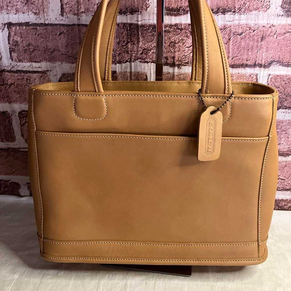 Quite beautiful ♡ Vintage COACH all-leather tote … - image 2