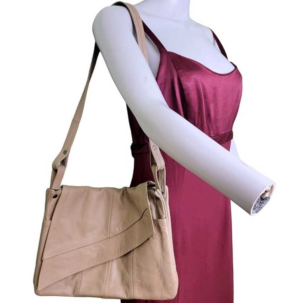 Vintage Leather Shoulder Bag Fold Over Snap Butto… - image 7