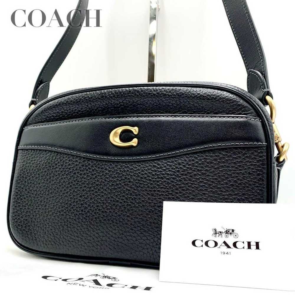 Almost unused✨ Coach Camera Bag Shoulder Bag Leat… - image 1