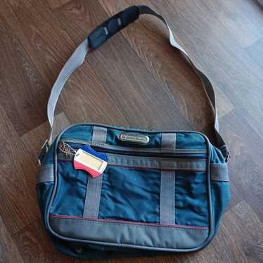 Vintage AMERICAN TOURISTER Travel Bag - image 1