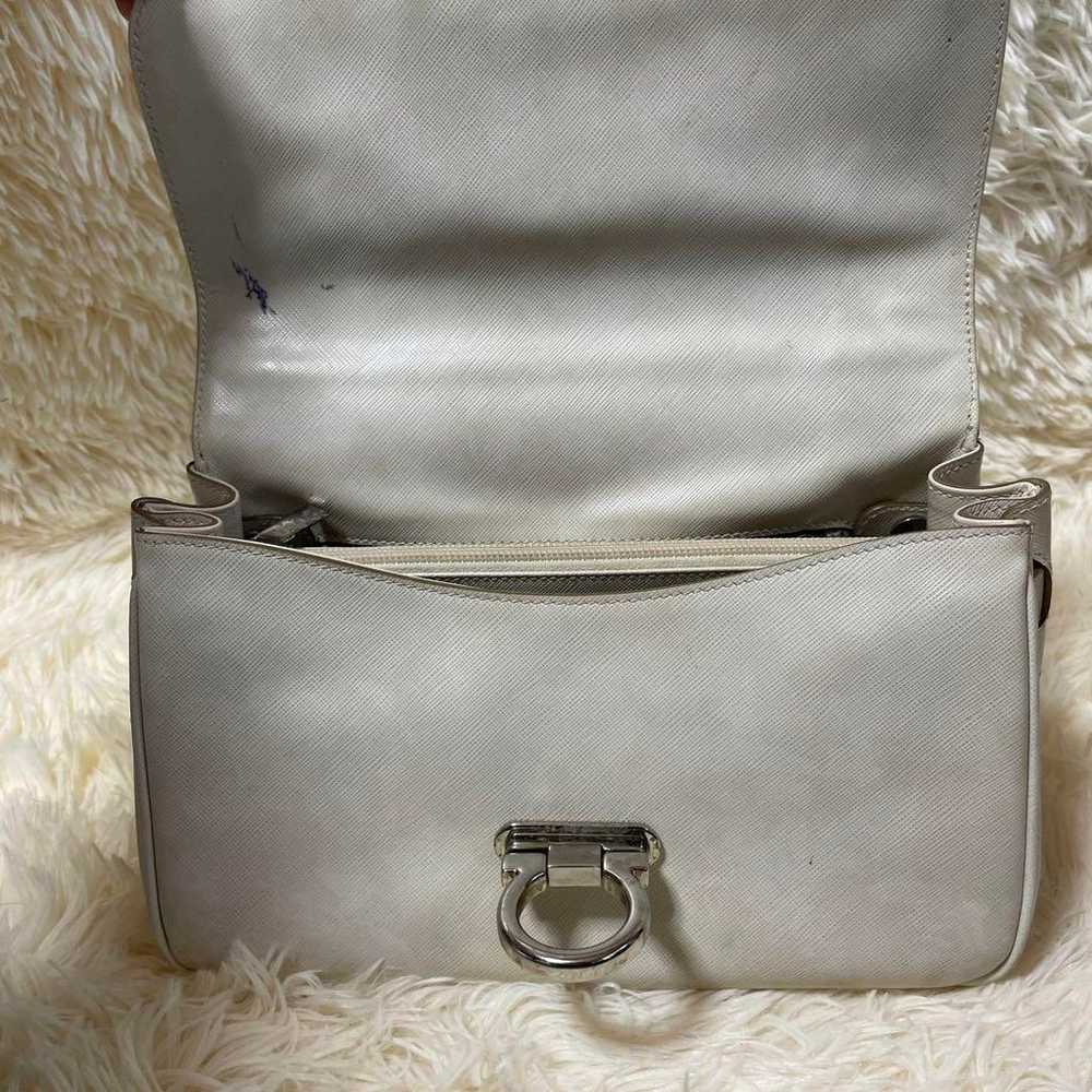 Ferragamo 2way Shoulder Bag White Leather Gancini - image 9