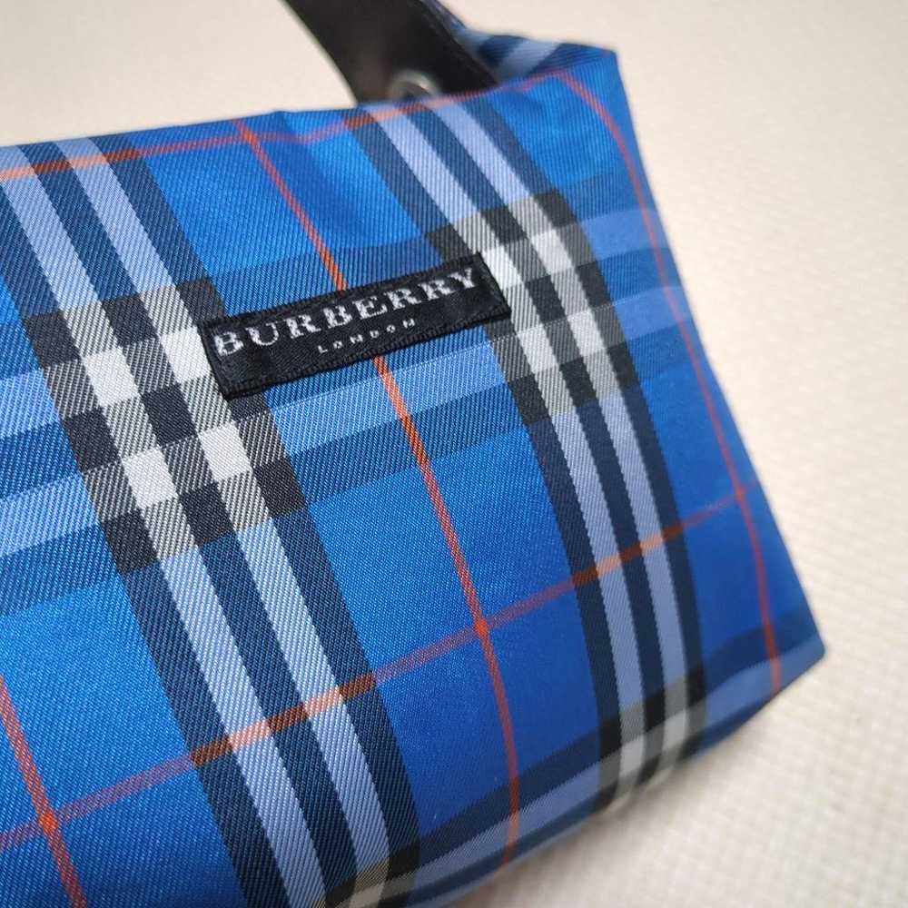 Beautiful item: Burberry Nova Check Vanity Bag Ac… - image 3