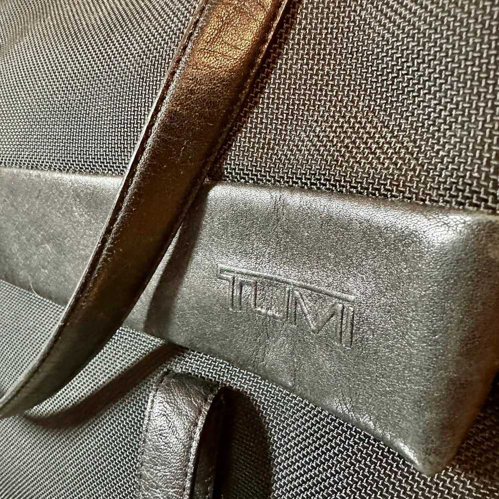 Tumi black leather laptop bag - image 2